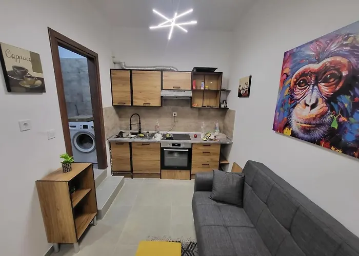 Daniel House Apartmán *